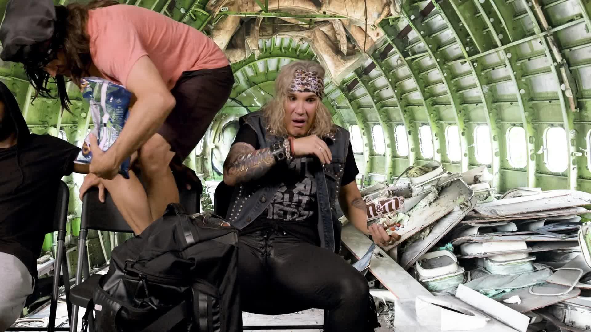 Steel Panther - Fuuck Everybody